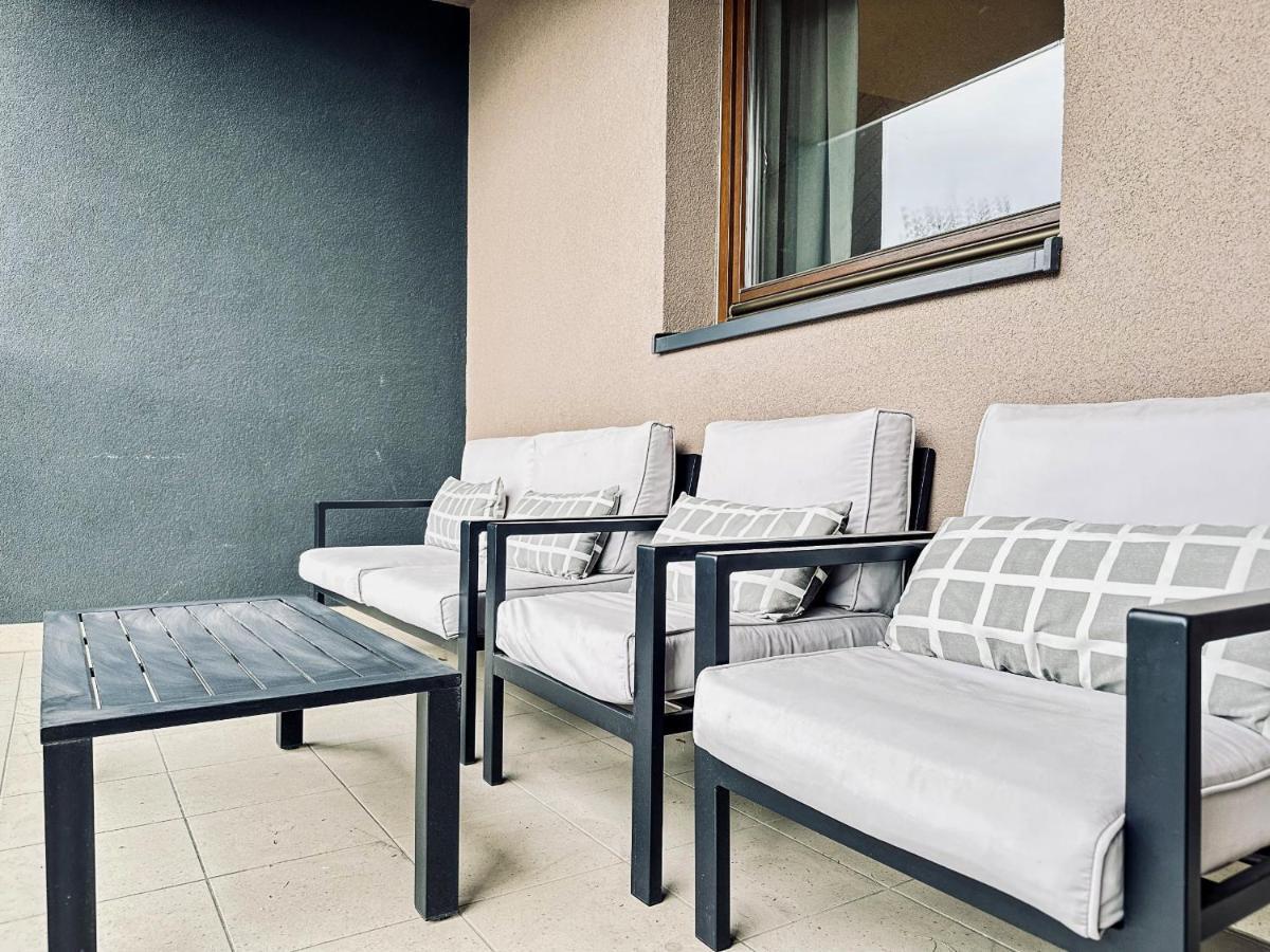 Cozy Apartment In Old Chocolate Factory Krakau Exterior foto